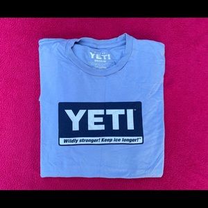 YETI - Baby blue T-shirt